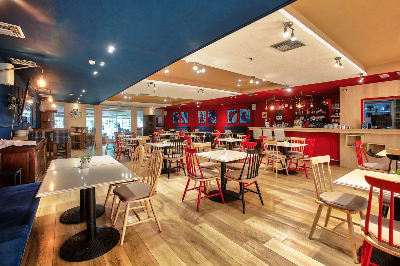 Capsis-Astoria-Heraklion-Bar-66