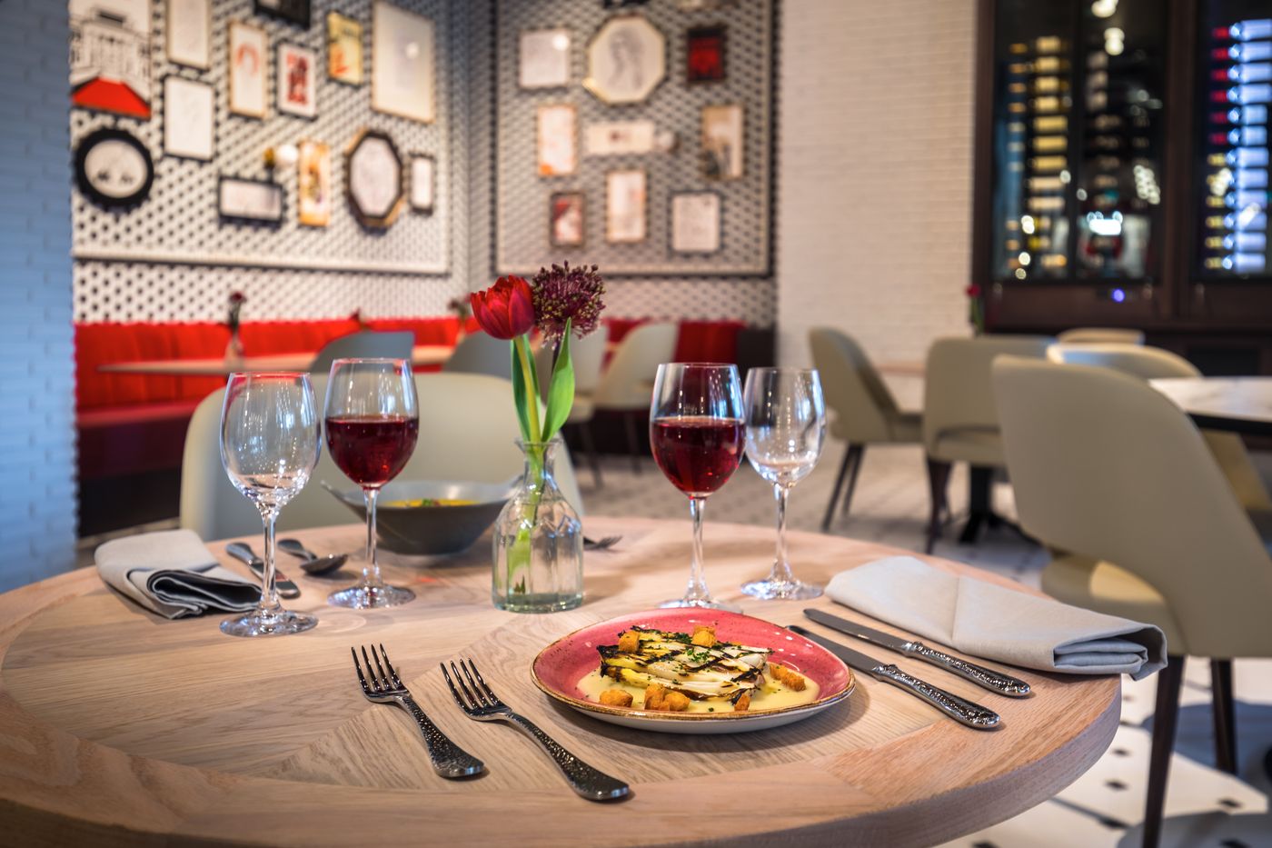 Canopy-by-Hilton-Madrid-Castellana-Restaurant-28