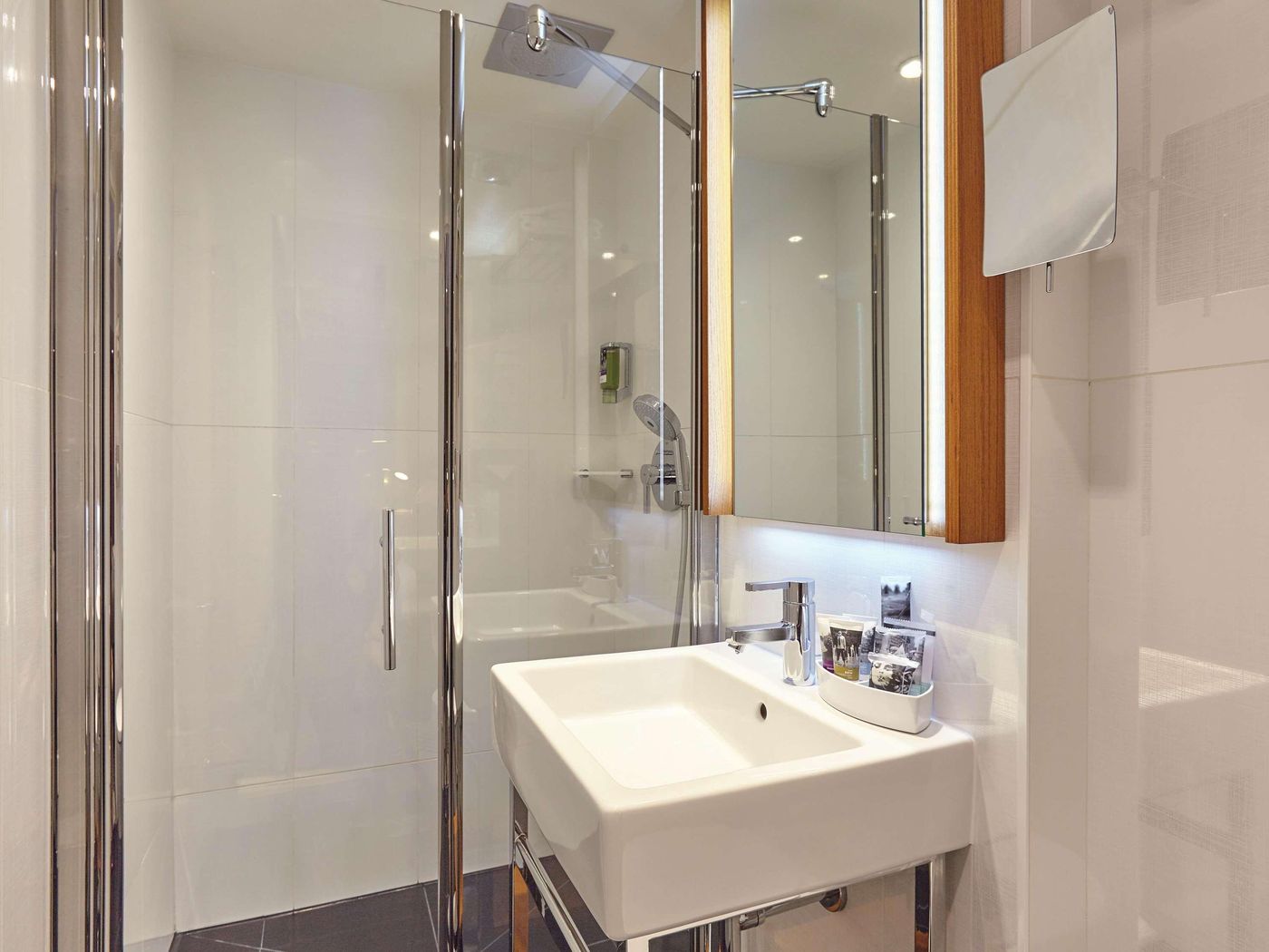 Mercure-Paris-Opera-Garnier-Room-48