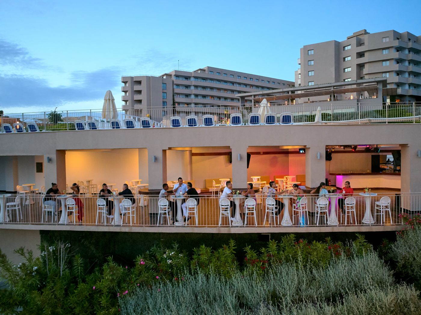 La-Blanche-Island-Bar-18