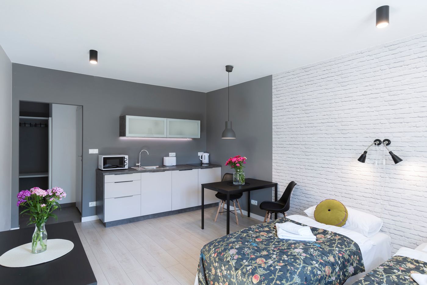 Antique-Apartments-Old-Town-Room-45