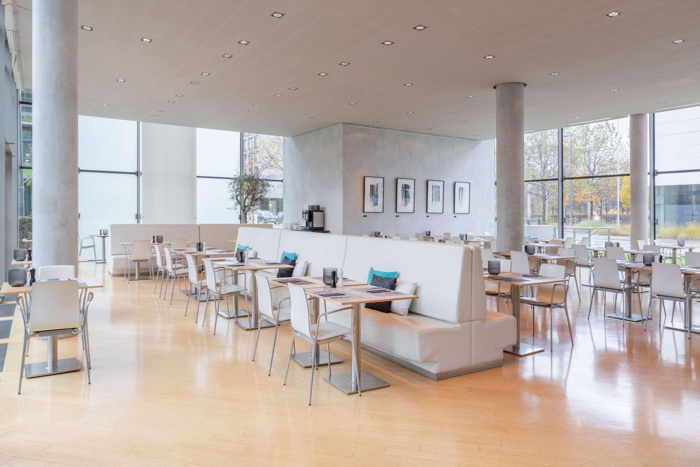 INNSIDE-Munchen-Parkstadt-Schwabing-Restaurant-20