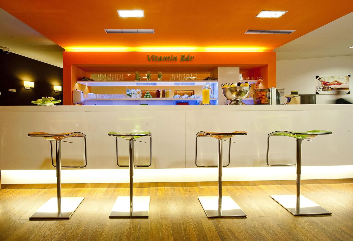 Abacus-Business---Wellness-Hotel-Bar-11