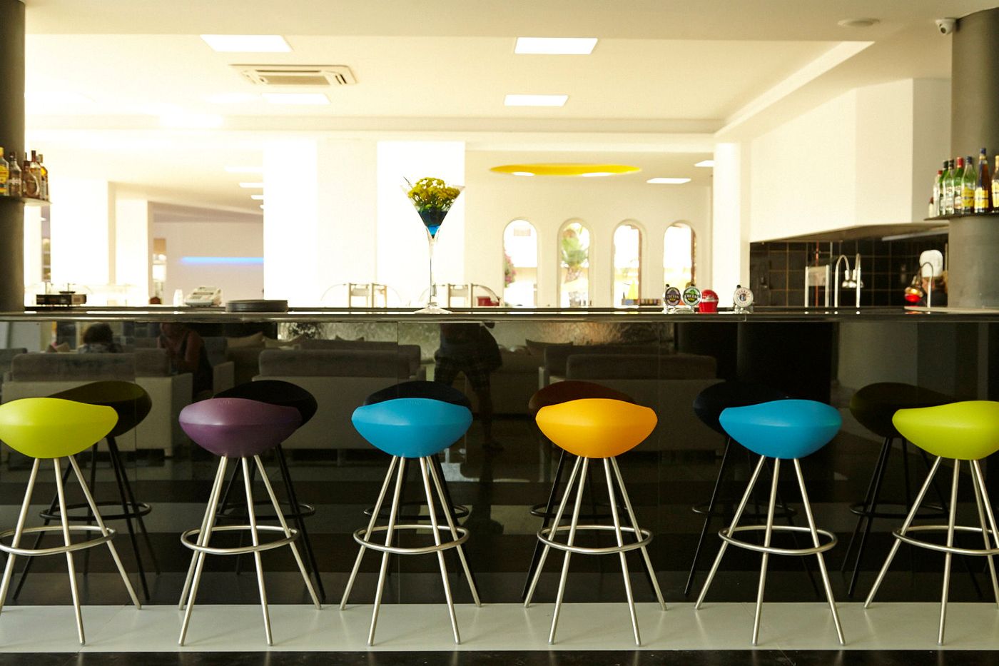 Rethymno-Residence-Hotel-and-Suites-Bar-18