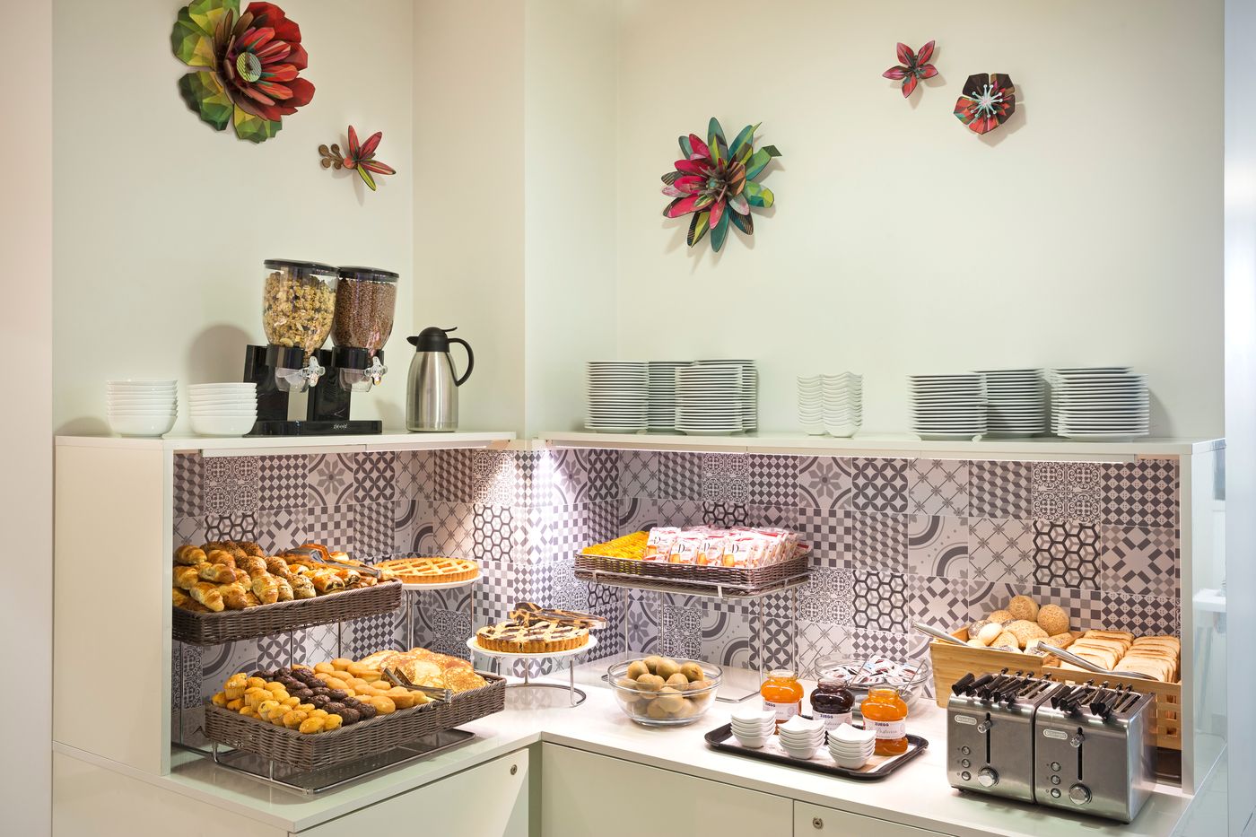 B-B-Hotel-Milano-Cenisio-Garibaldi-Restaurant-24