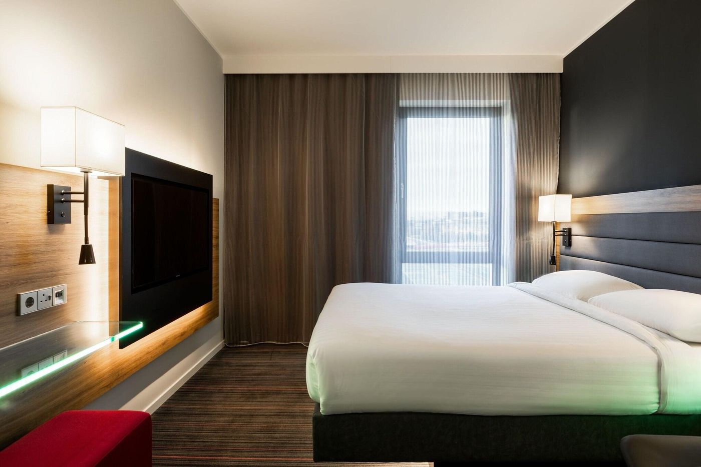 Moxy Glasgow Sec-United Kingdom-Glasgow-Room-3