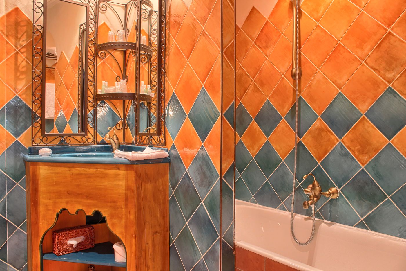 Villa-Royale-Montsouris-Room-21