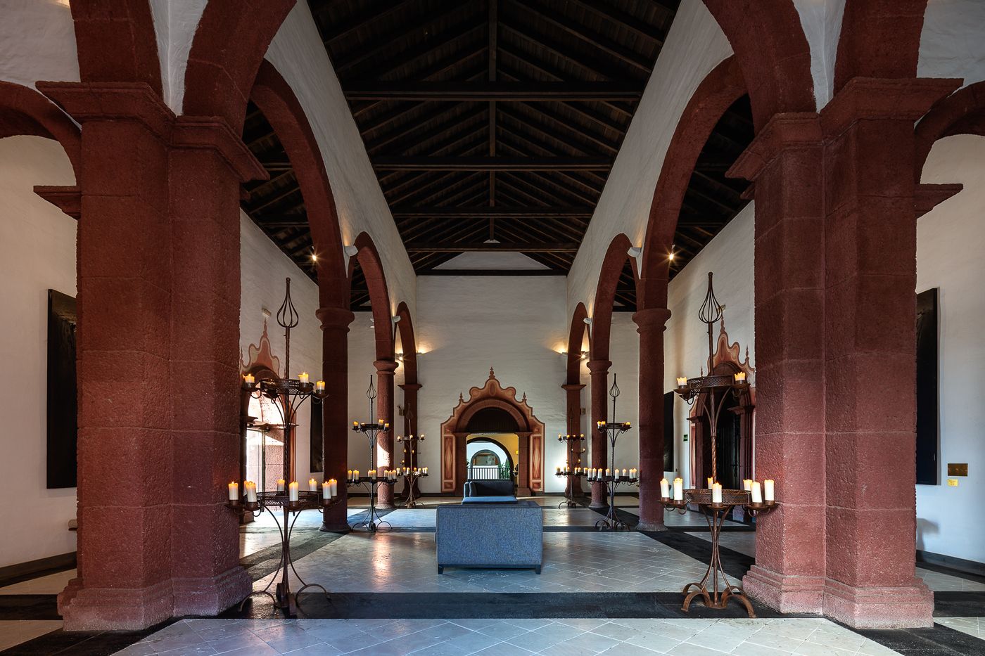 Hotel-LIVVO-Volc--n-Lanzarote-Lobby-63