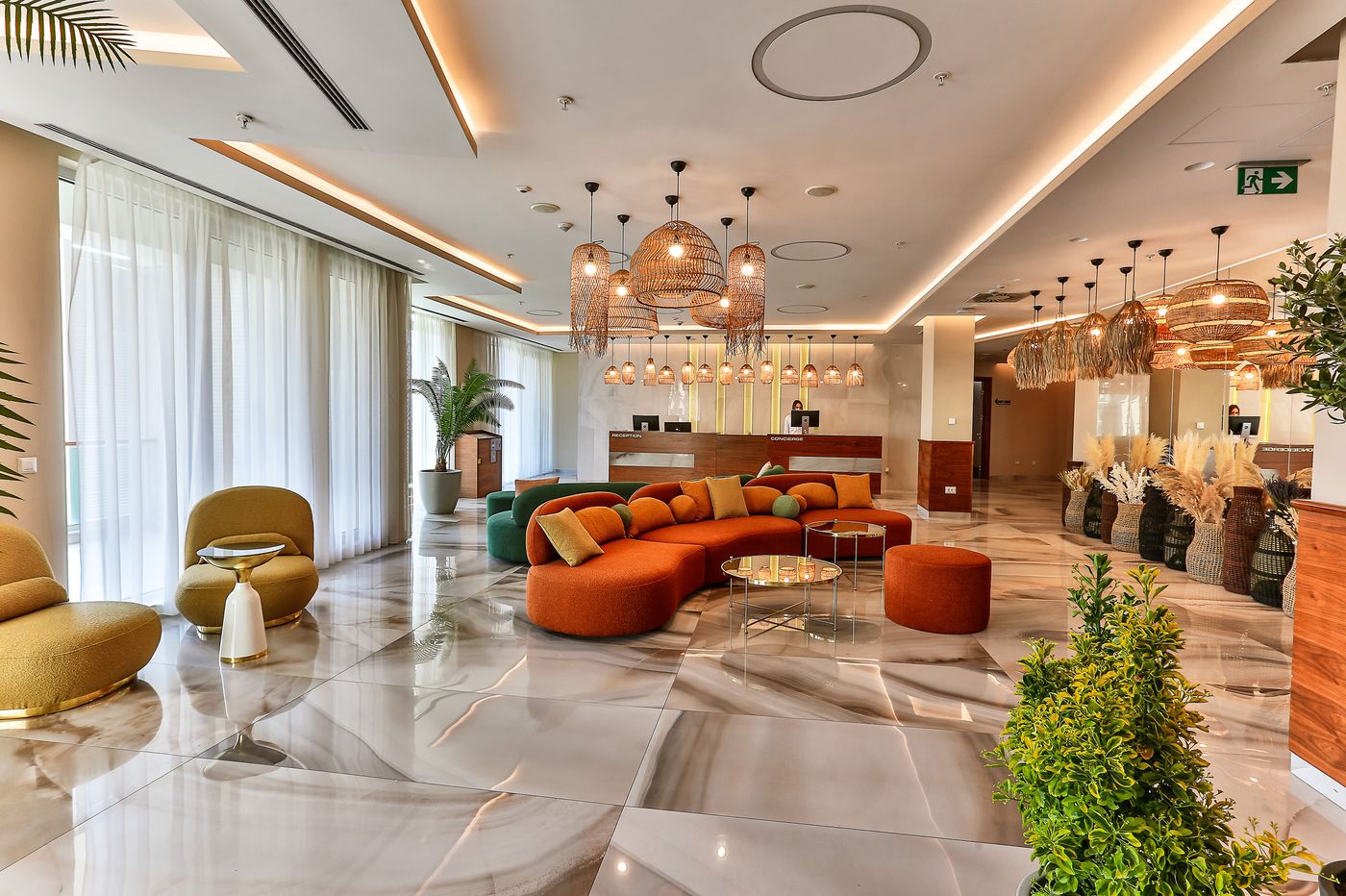 Hotel-Tq-Plaza-Lobby-50