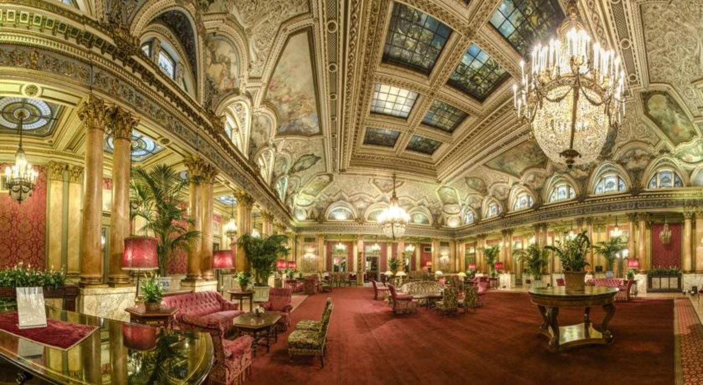 Grand-Hotel-Plaza-Lobby-53