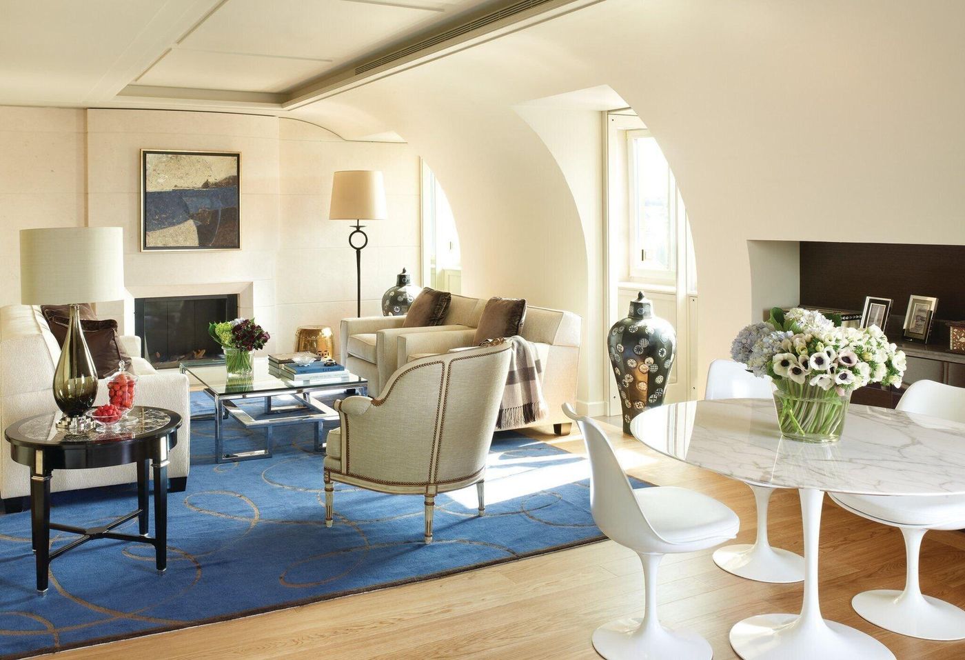 Four-Seasons-Hotel-Geneva-Room-12