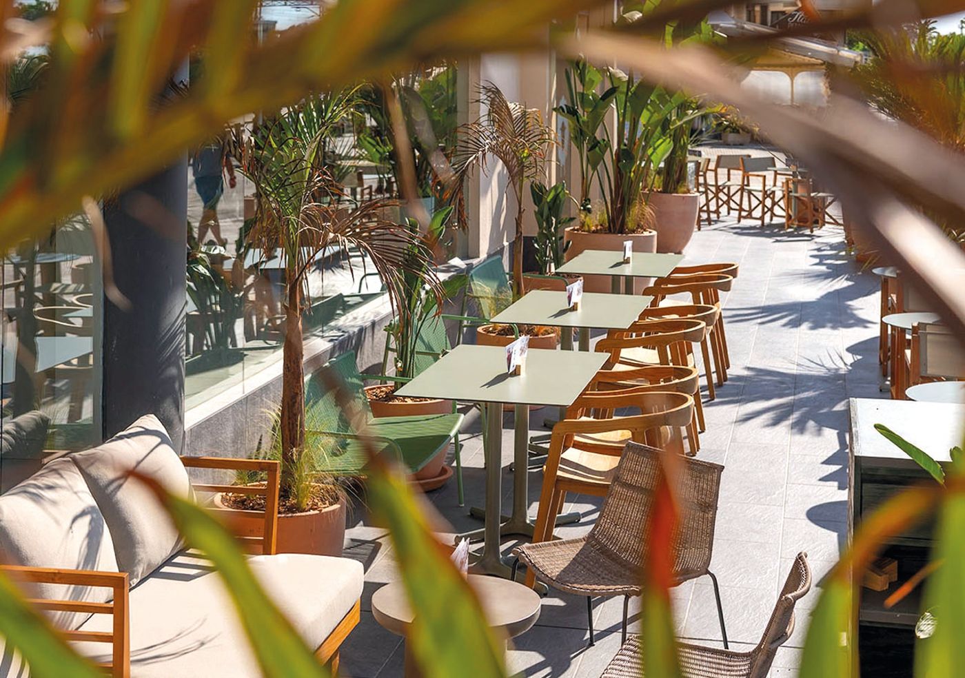 Aqua-Hotel-Promenade-Pool-8