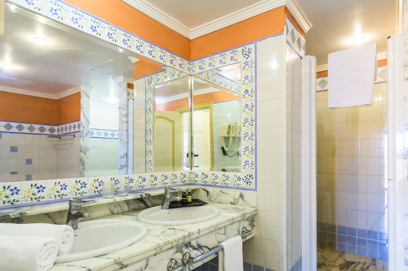 BlueBay-Beach-Club-Room-28