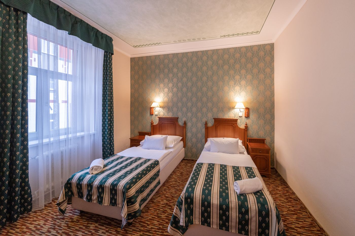 Hotel-Meteor-Plaza-Prague-Room-18