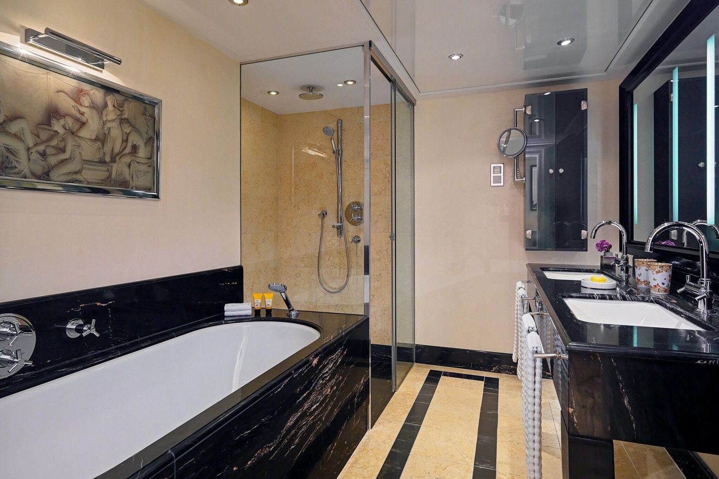 The-Westin-Grand-Berlin-Room-70