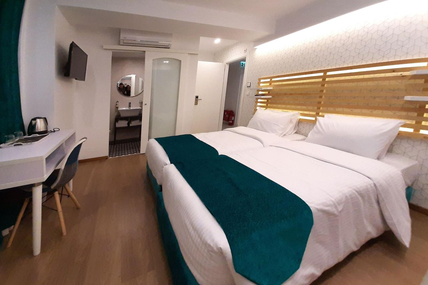 Athenian-Montaza-Hotel-Room-40