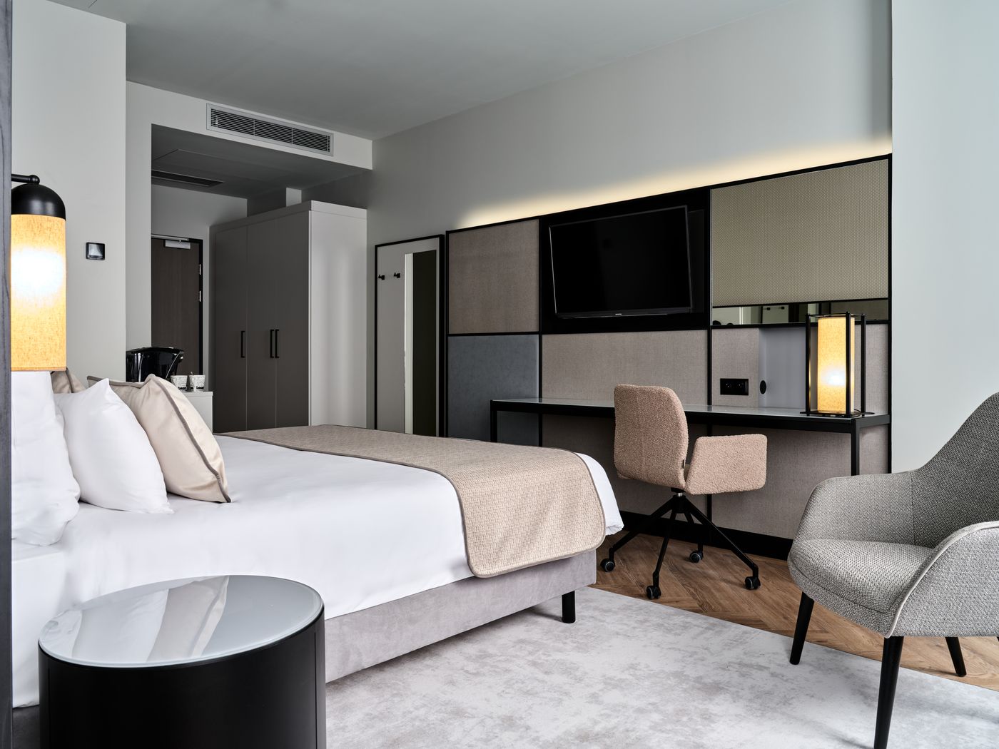 Leonardo-Royal-Hotel-Warsaw-Room-55