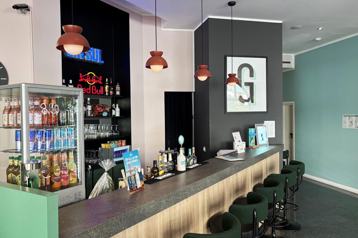 Select-Hotel-Berlin-Checkpoint-Charlie-Bar-14