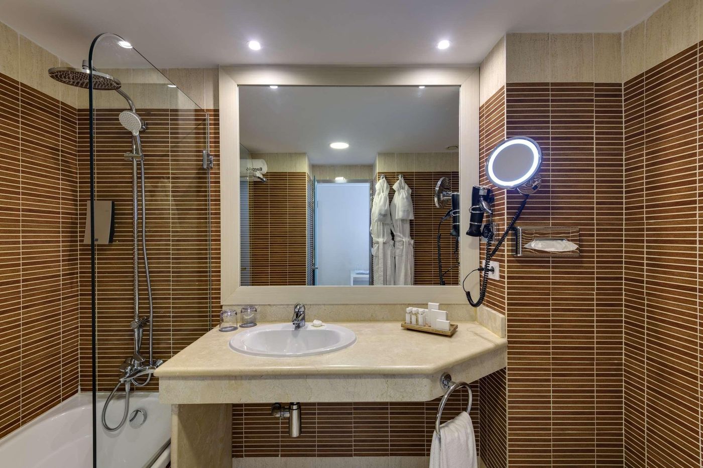 Barcelo-Costa-Ballena-Room-34