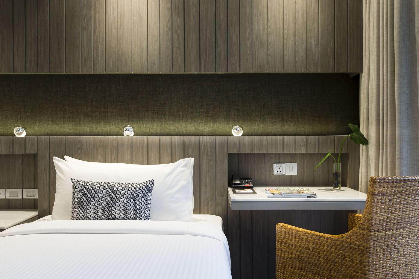 Hotel-IKON-Phuket-Room-14