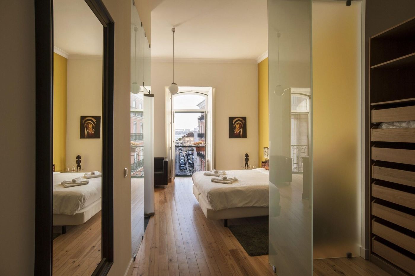 Casa-Do-Bairro-Bed---Breakfast-Room-22