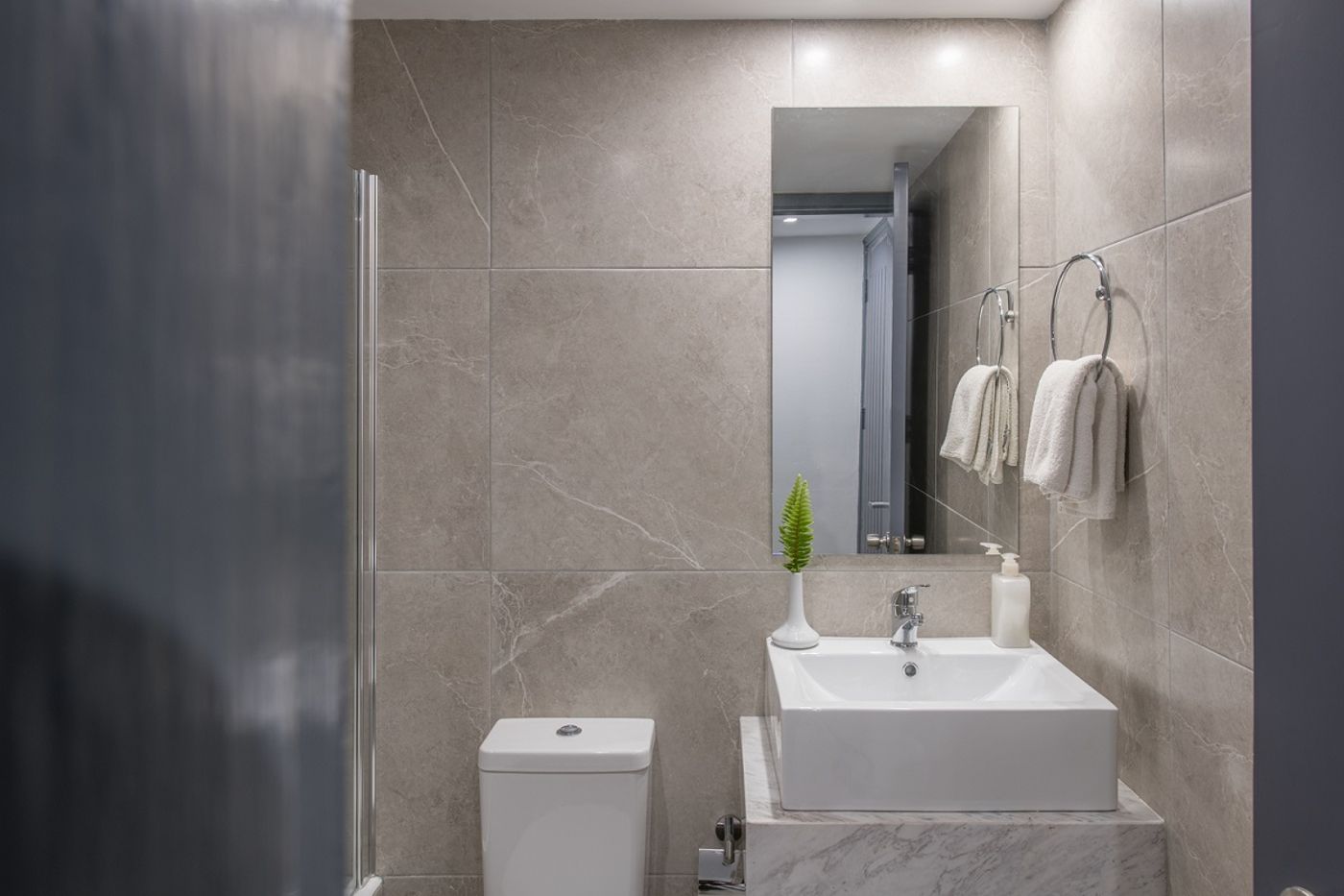 Electra-Holiday-Village-Room-23