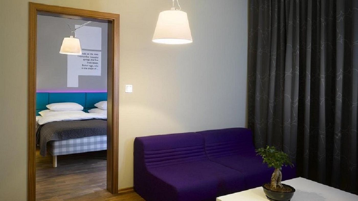 Moods-Boutique-Hotel-Room-11