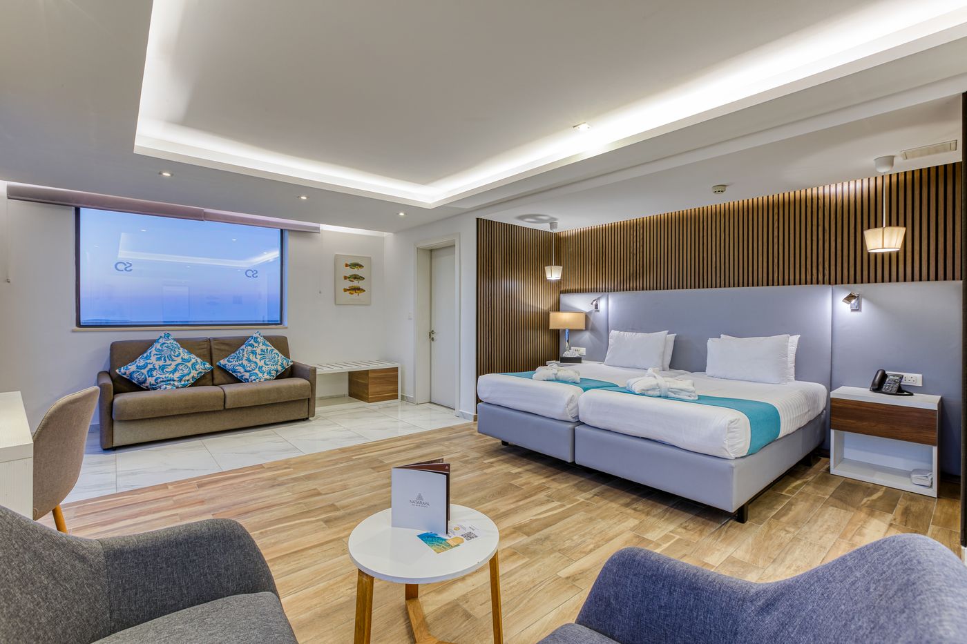 Solana-Hotel---Spa-Room-22