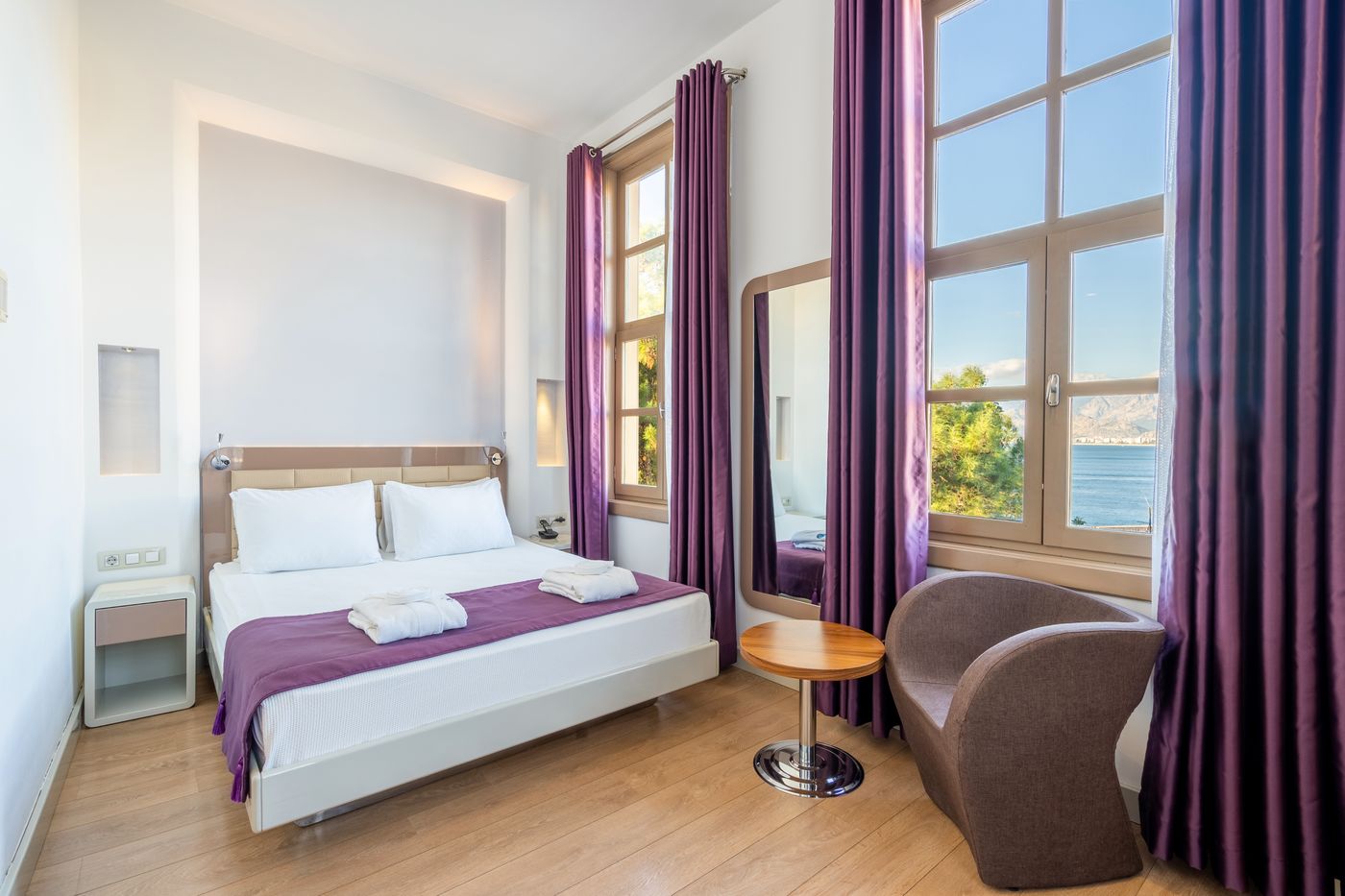 Puding-Hotel-Room-11