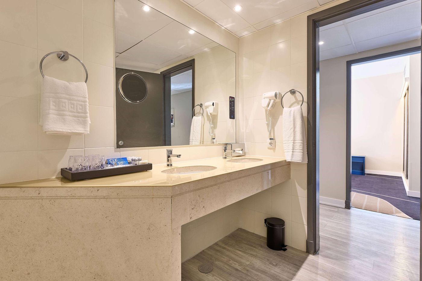 Tryp-Lisboa-Caparica-Mar-Hotel-Room-38