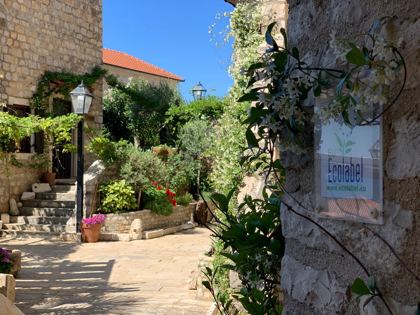 Hotel-Palata-Venezia-Lobby-12