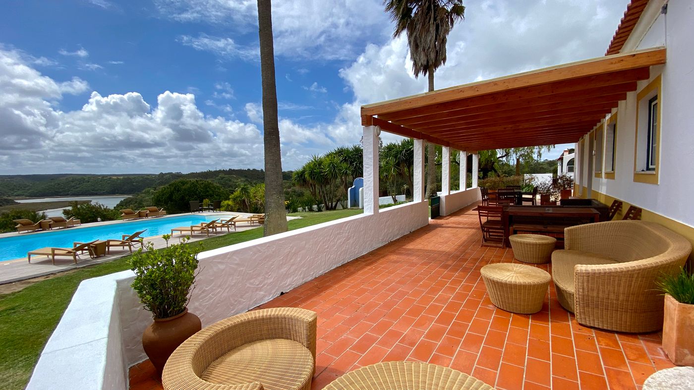 Monte-do-Zambujeiro-Terrace-41