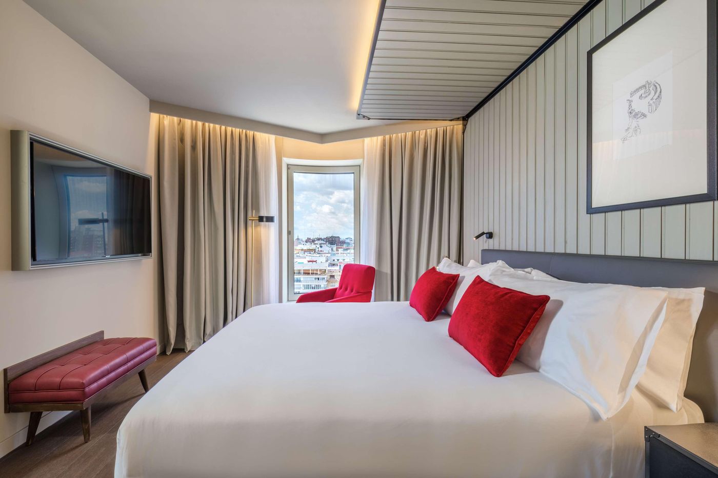 Canopy-by-Hilton-Madrid-Castellana-Room-44