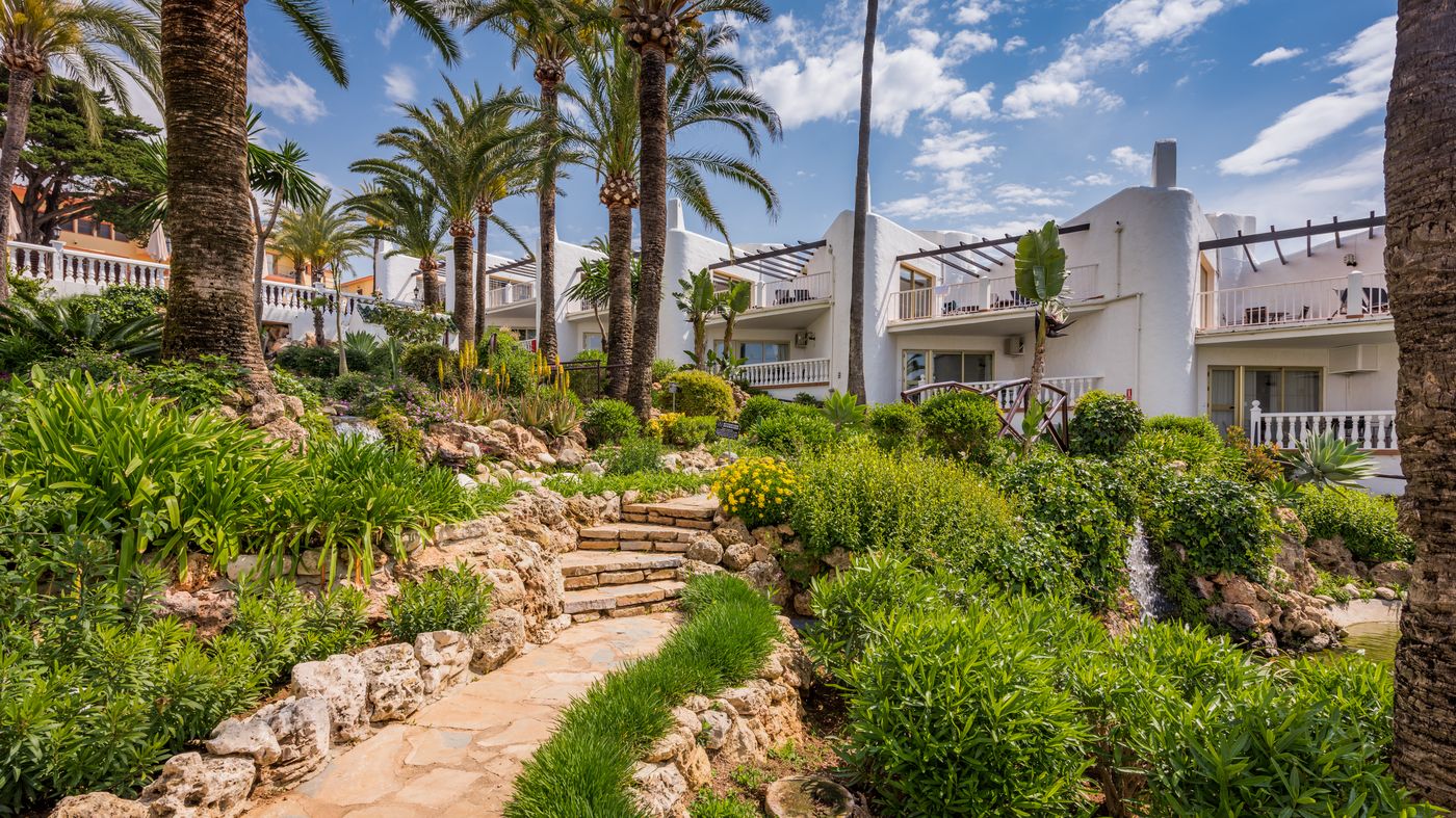 Macdonald-Leila-Playa-Club-Terrace-5