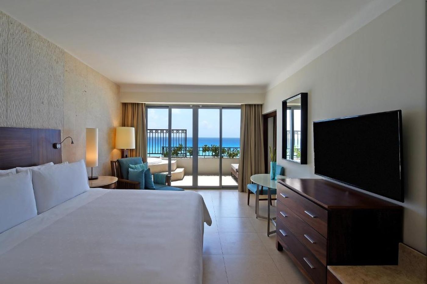 Fiesta-Americana-Condesa-Cancun-All-Inclusive-Room-19