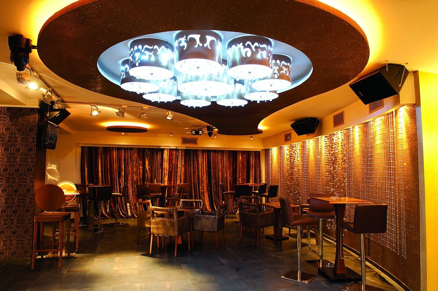 Elinotel-Apolamare-Sports-and-Entertainment-55