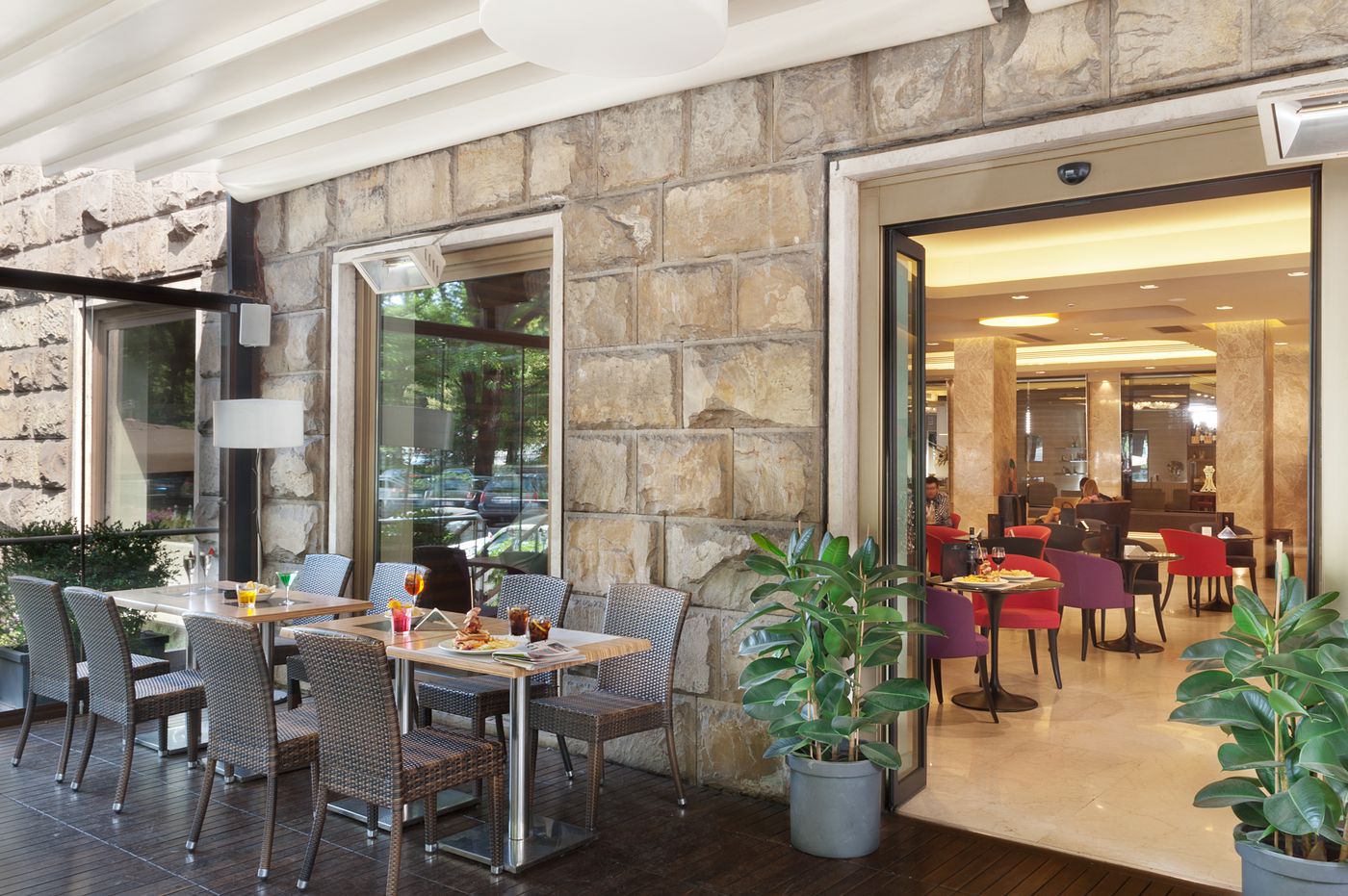 Grand-hotel-Mediterraneo-Restaurant-3