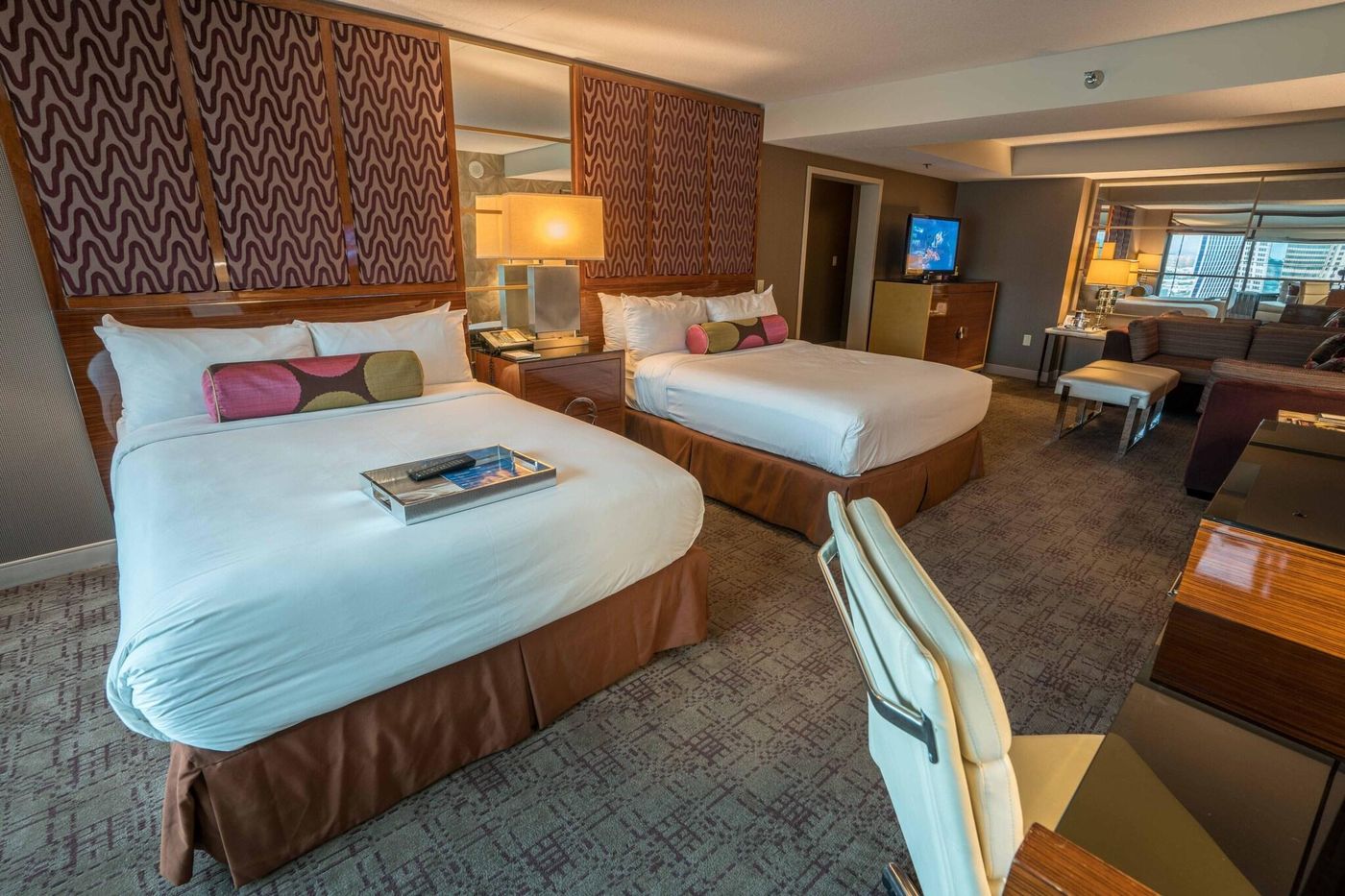 MGM-Grand-Hotel---Casino-Room-34