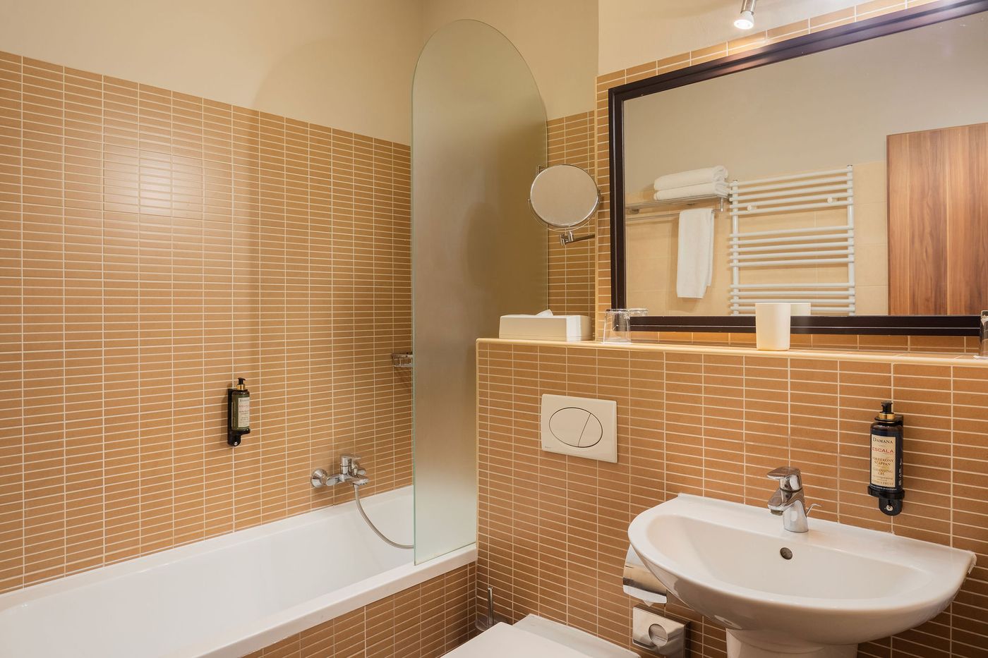 Escala-Hotel---Suites-Room-41