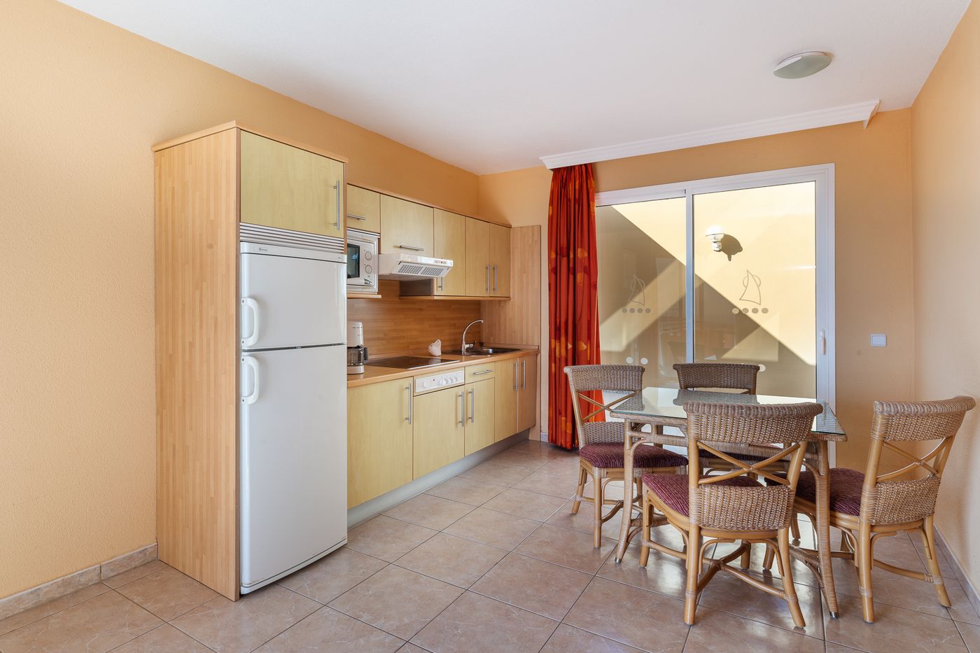 Hotel-Esmeralda-Maris-by-LIVVO-Room-28