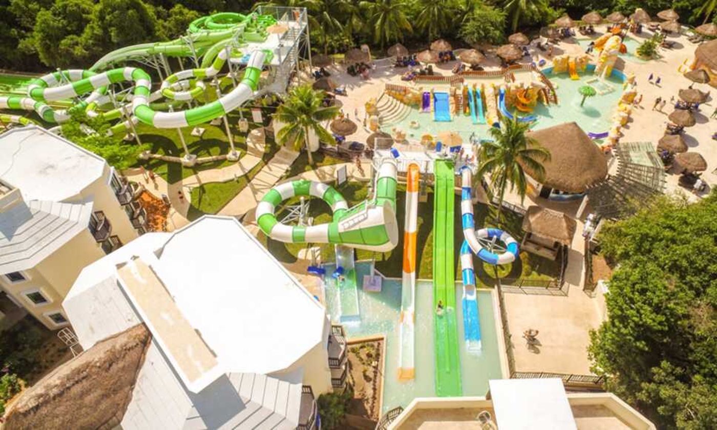 Sandos Caracol Eco Resort