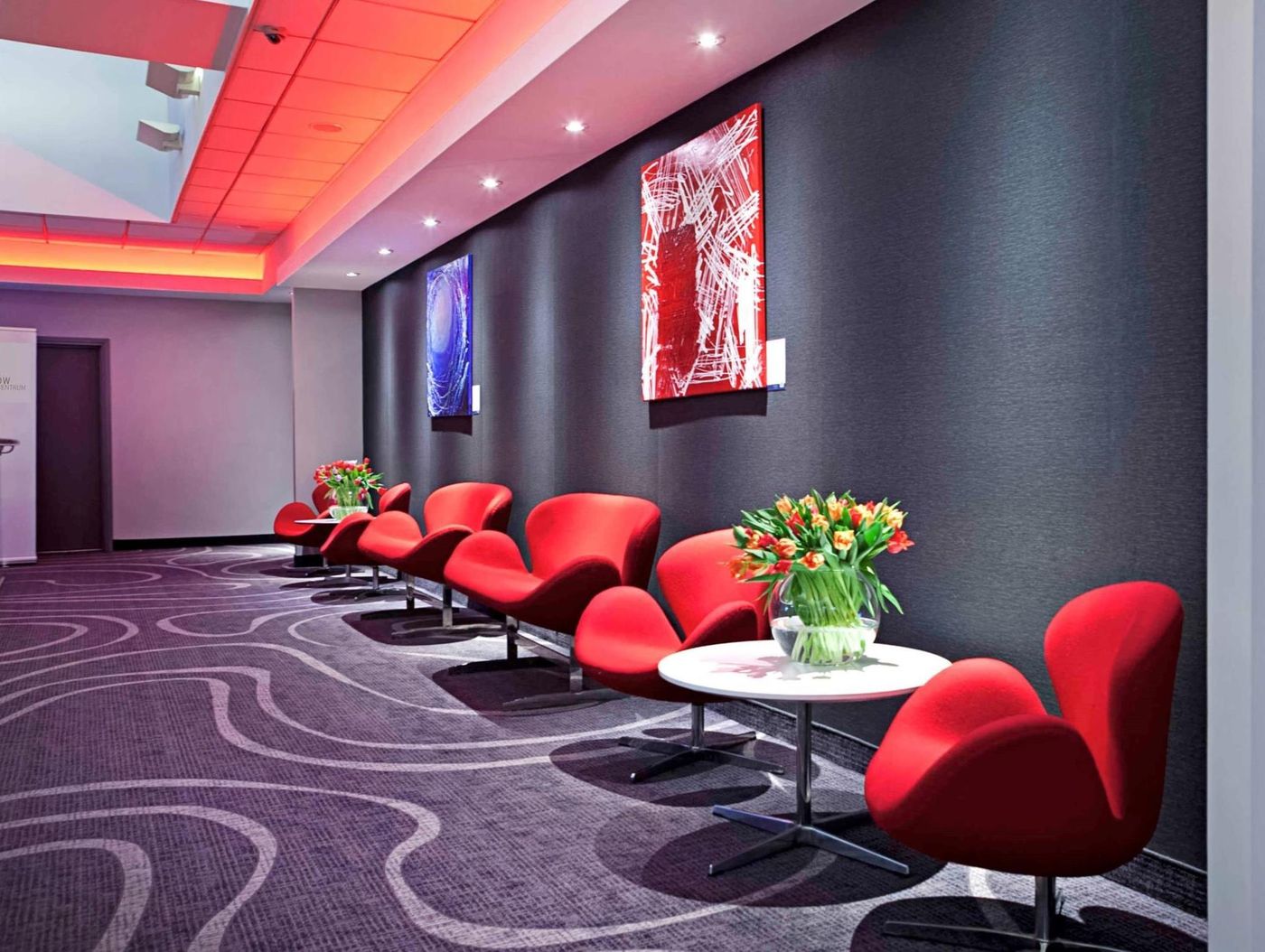 Novotel-Krakow-Centrum-Lobby-17