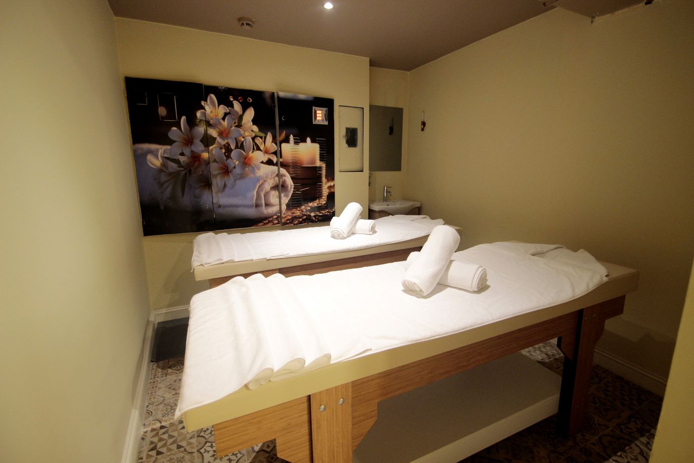 Kupeli-Palace-Sports-and-Entertainment-38