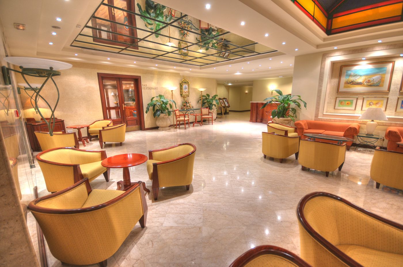 Grand-Hotel-Lobby-23