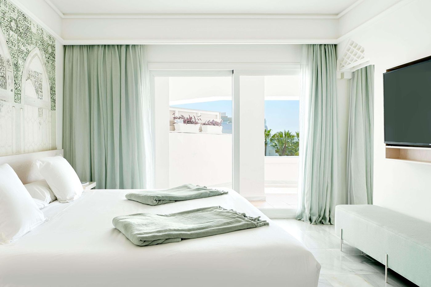 Iberostar-Marbella-Coral-Beach-Room-31