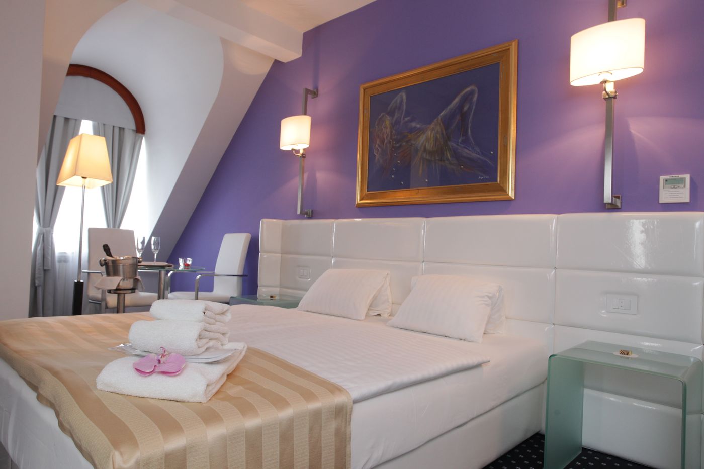 Phoenix Hotel-Croatia-ZAGREB-Room-4