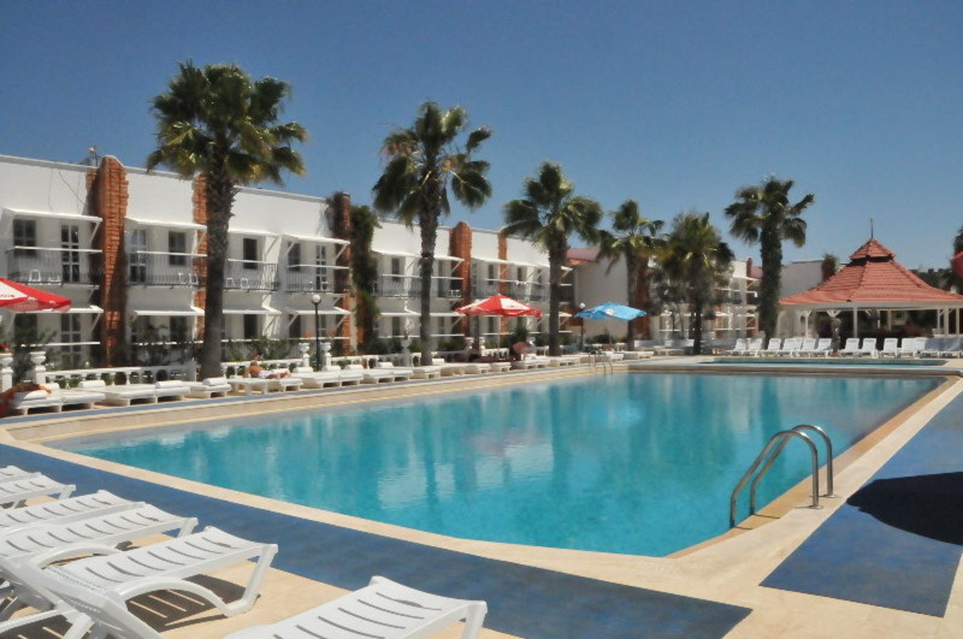 Club-Hotel-Arinna-Pool-1