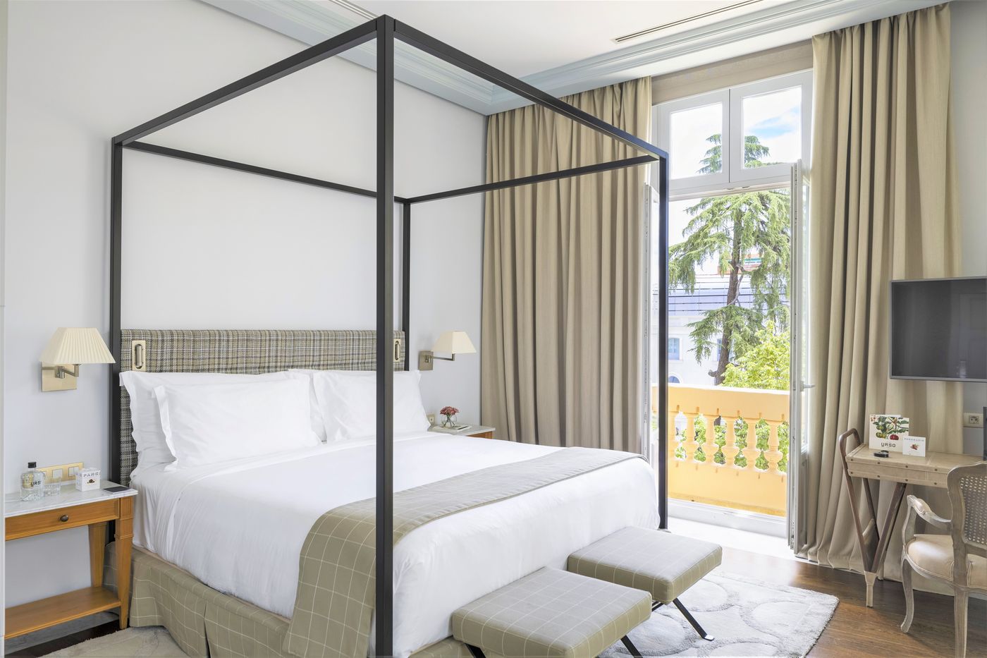 Urso-Hotel---Spa-Room-11