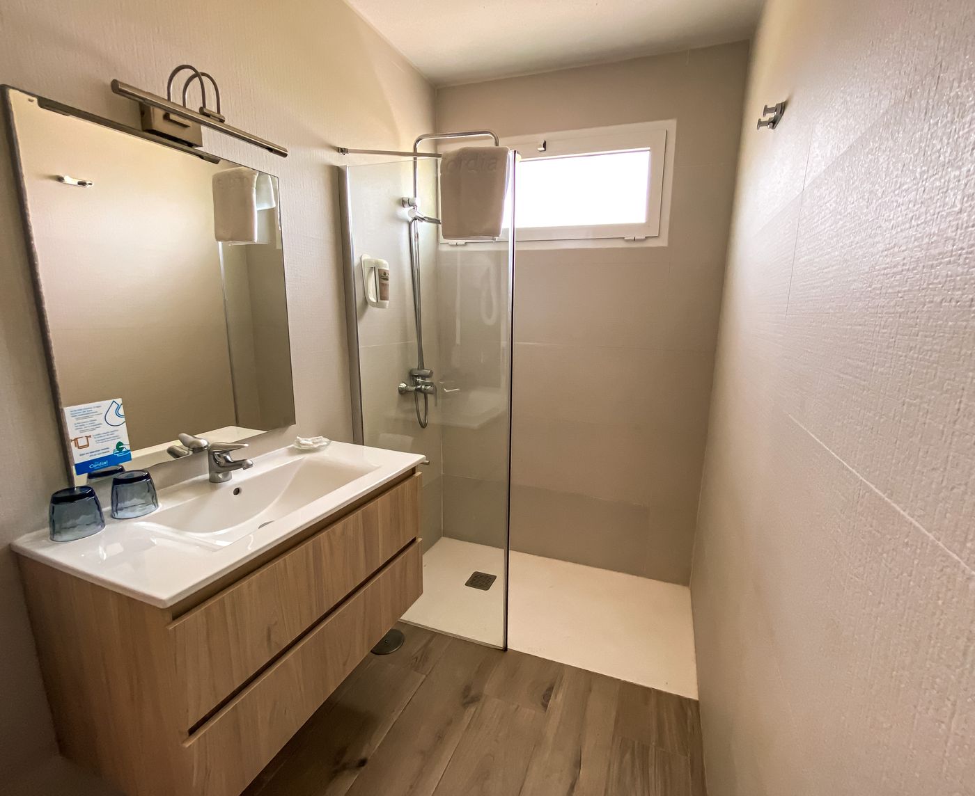 Cordial-Biarritz-Room-32