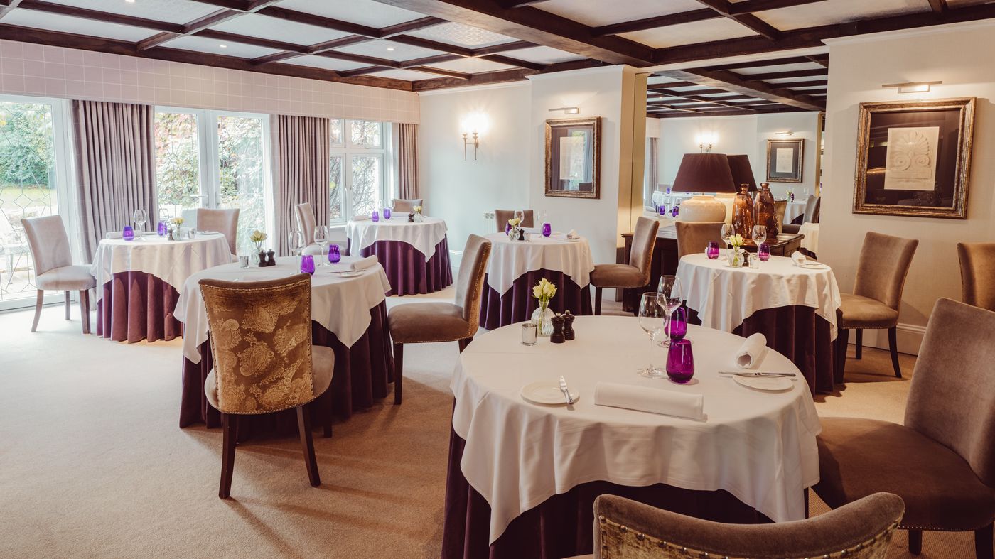 Longueville-Manor-Restaurant-11